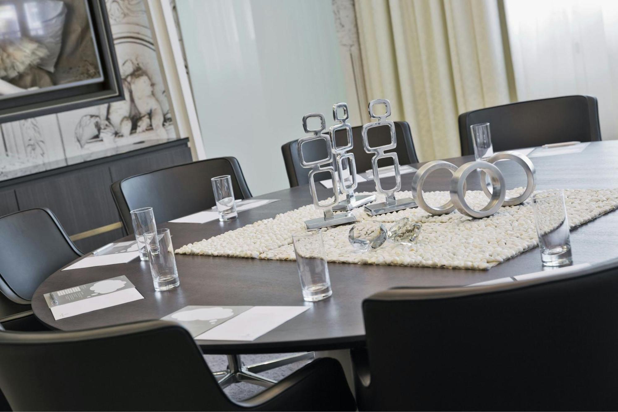 Hotel Renaissance Schoenbrunn Viena